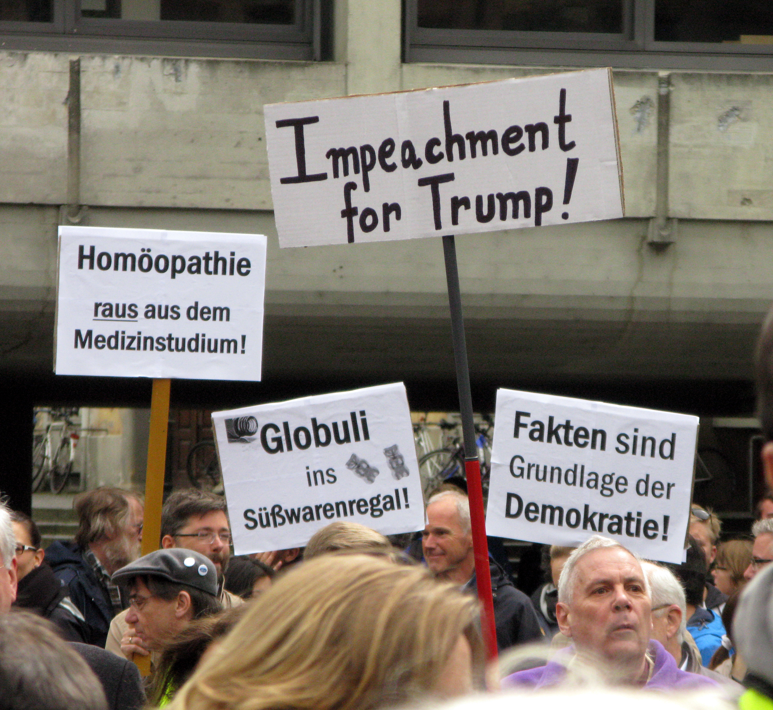 Protest von Globulisierungsgegnern (Quelle: Andreas Schwarzkopf auf Wikipedia, CC-Lizenz)